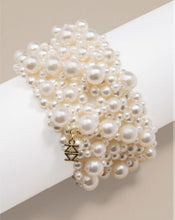 Load image into Gallery viewer, Pearl Cluster Cuff