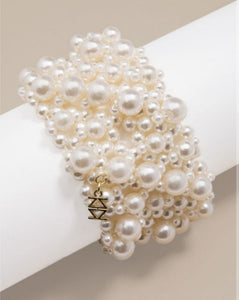 Pearl Cluster Cuff